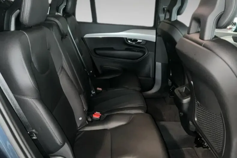 Volvo XC90 din 2022 cu 64.550 km - oferta VOL112122 - foto 11