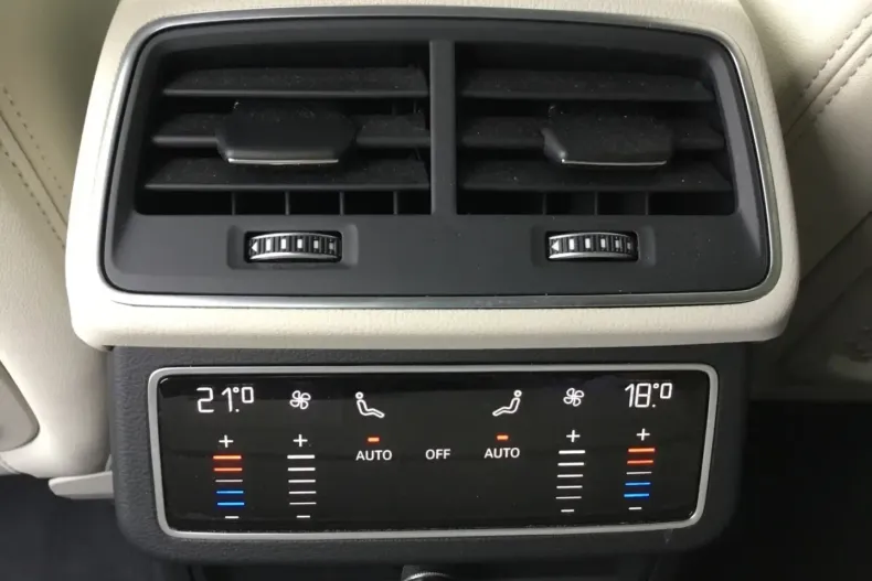 Audi A6 din 2022 cu 38.464 km - oferta AUD112124 - foto 14