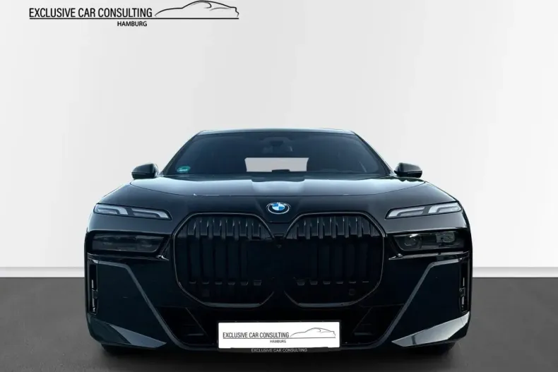 BMW 750 din 2024 cu 17.500 km - oferta BMW112125 - foto 3