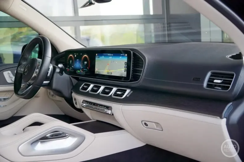 Mercedes-Benz GLS 580 din 2022 cu 24.900 km - oferta MER112129 - foto 10