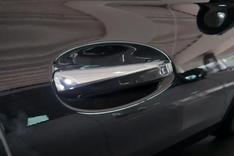 Mercedes-Benz GLS 580 din 2024 cu 22.500 km - oferta MER112131 - foto 11