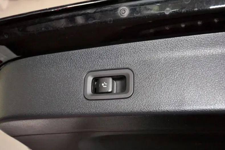 Mercedes-Benz GLS 580 din 2024 cu 22.500 km - oferta MER112131 - foto 14