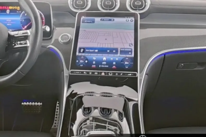 Mercedes-Benz GLC 220 din 2024 cu 30.872 km - oferta MER112132 - foto 6