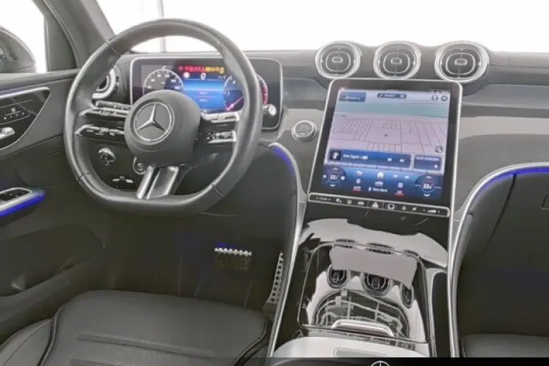 Mercedes-Benz GLC 220 din 2024 cu 30.872 km - oferta MER112132 - foto 7