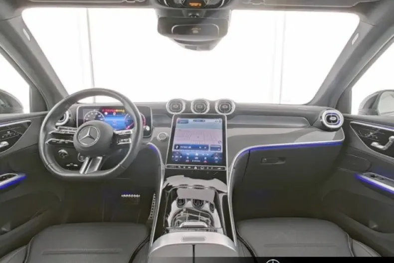 Mercedes-Benz GLC 220 din 2024 cu 30.872 km - oferta MER112132 - foto 8