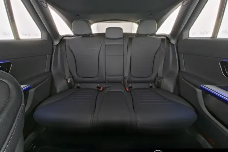 Mercedes-Benz GLC 220 din 2024 cu 30.872 km - oferta MER112132 - foto 10