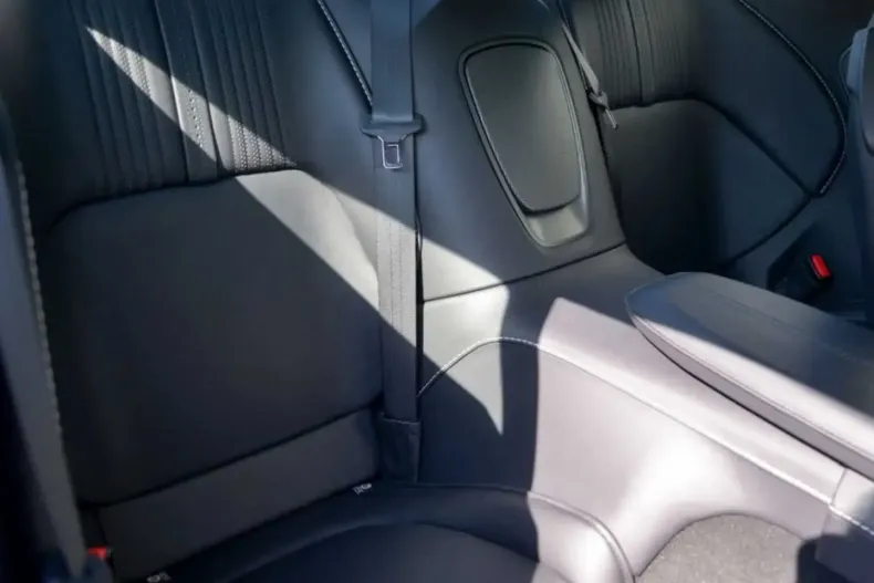 Aston Martin DB11 din 2023 cu 25.503 km - oferta AST112133 - foto 21