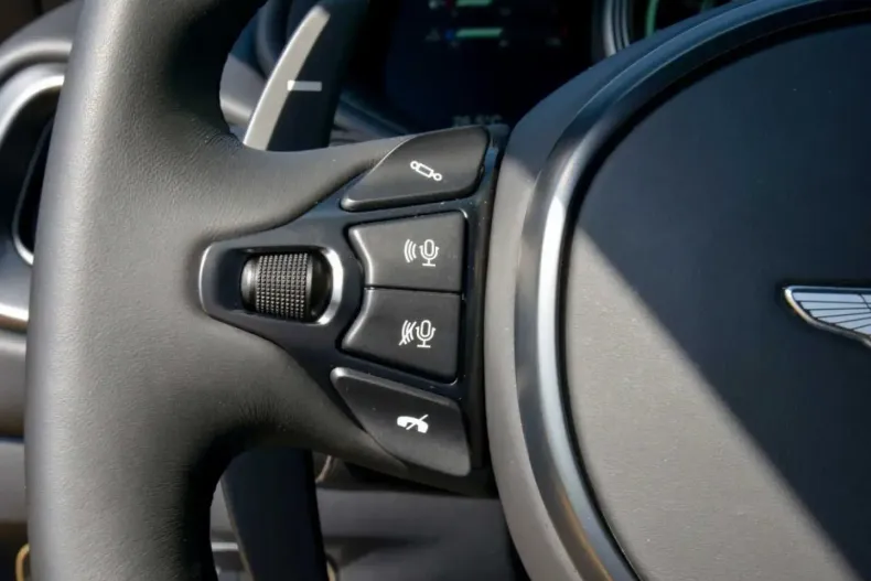 Aston Martin DB11 din 2023 cu 25.503 km - oferta AST112133 - foto 25