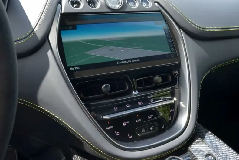 Aston Martin DBX din 2024 cu 12.799 km - oferta AST112136 - foto 18