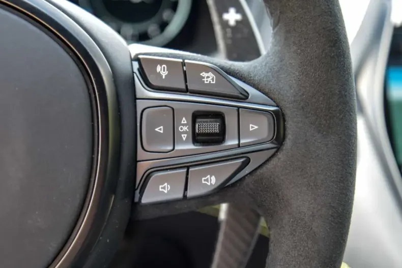 Aston Martin DBX din 2024 cu 12.799 km - oferta AST112136 - foto 25