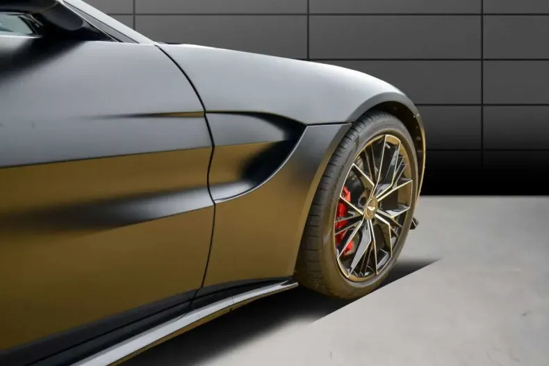 Aston Martin V8 Vantage din 2022 cu 22.000 km - oferta AST112137 - foto 8