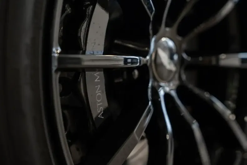 Aston Martin DB11 din 2020 cu 8.637 km - oferta AST112138 - foto 22