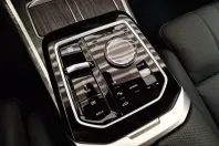 BMW 750 din 2024 cu 40.257 km - oferta BMW112139 - foto 8