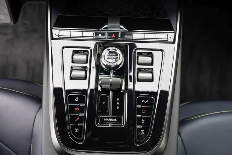 Aston Martin DBX din 2024 cu 8.500 km - oferta AST112140 - foto 15