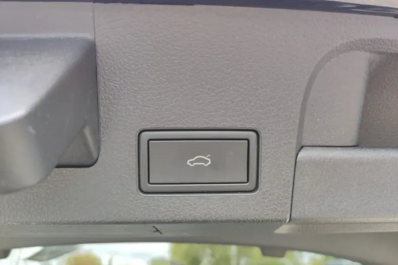 Volkswagen Arteon din 2024 cu 24.624 km - oferta VOL112149 - foto 25