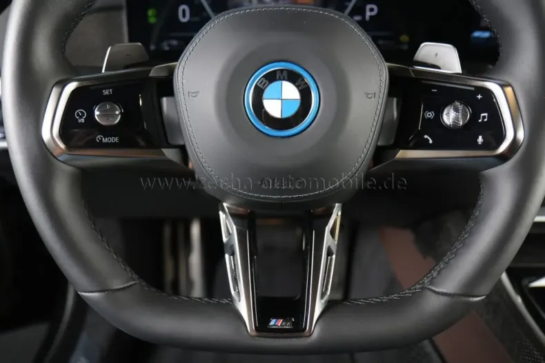 BMW 750 din 2024 cu 17.500 km - oferta BMW112155 - foto 8