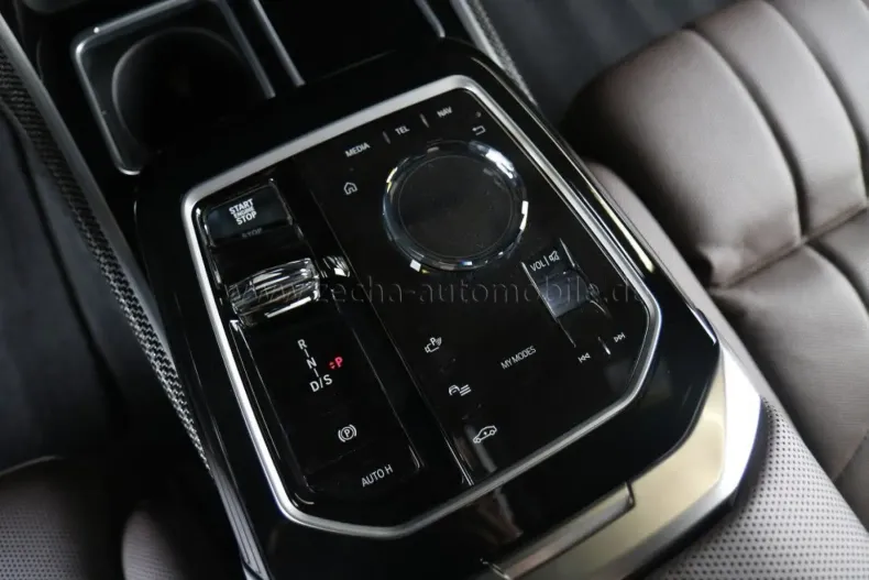 BMW 750 din 2024 cu 17.500 km - oferta BMW112155 - foto 10