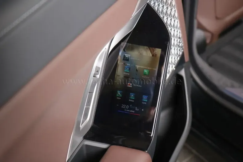 BMW 750 din 2024 cu 17.500 km - oferta BMW112155 - foto 17