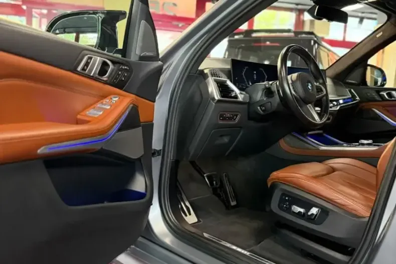 BMW X7 din 2023 cu 88.900 km - oferta BMW112156 - foto 9