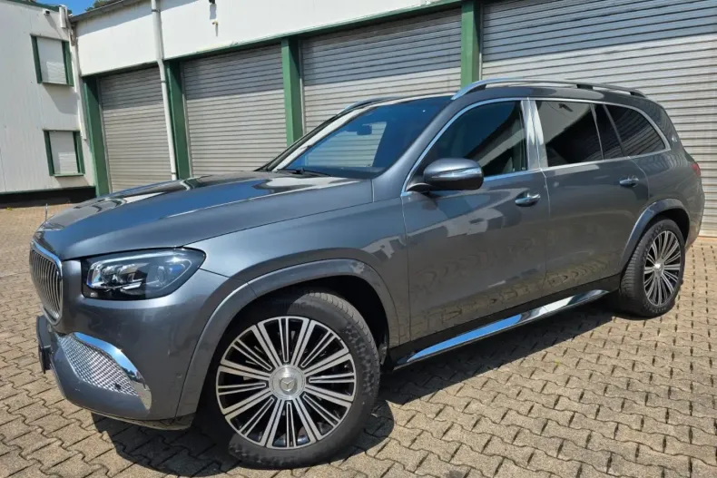 Mercedes-Benz GLS 600 din 2024 cu 11.000 km - oferta MER112160 - foto 1