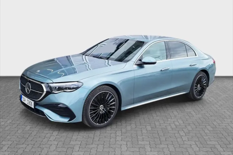 Mercedes-Benz E 220 din 2024 cu 6.592 km - oferta MER112161 - foto 1