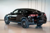 Mercedes-Benz GLC 300 din 2022 cu 20.300 km - oferta MER112167 - foto 5