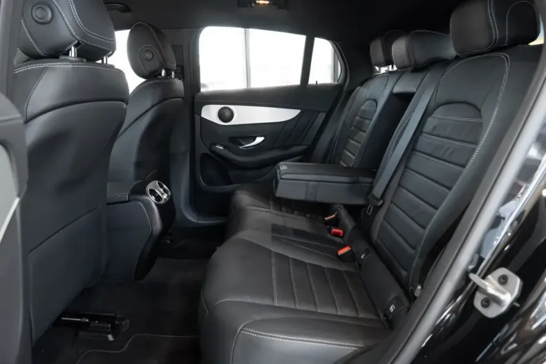 Mercedes-Benz GLC 300 din 2022 cu 33.432 km - oferta MER112170 - foto 14