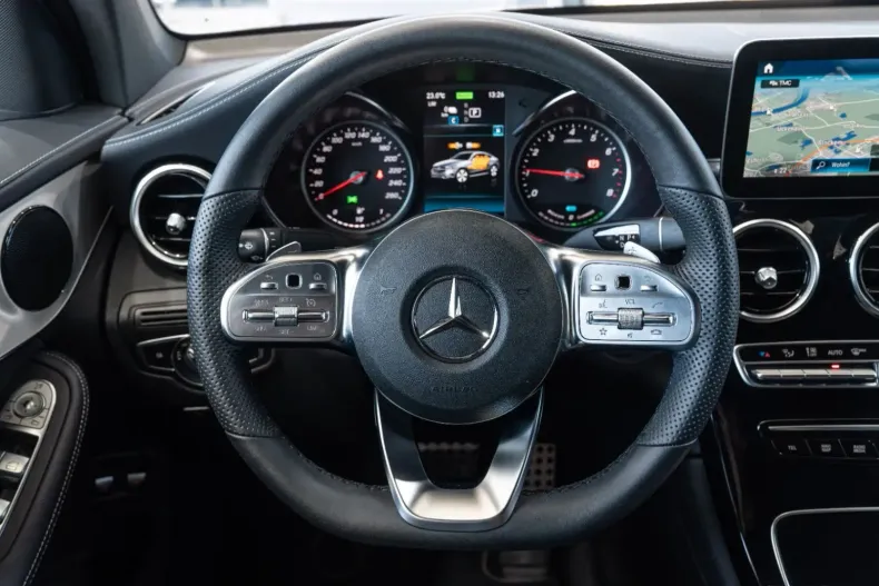 Mercedes-Benz GLC 300 din 2022 cu 33.432 km - oferta MER112170 - foto 16