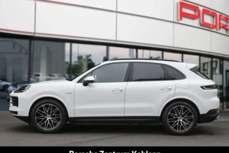 Porsche Cayenne din 2023 cu 17.500 km - oferta POR112172 - foto 2
