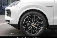 Porsche Cayenne din 2023 cu 17.500 km - oferta POR112172 - foto 4