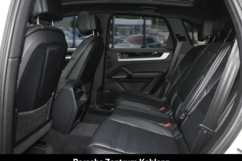 Porsche Cayenne din 2023 cu 17.500 km - oferta POR112172 - foto 20