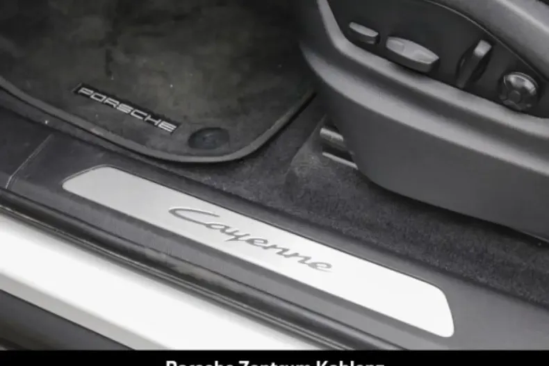 Porsche Cayenne din 2023 cu 17.500 km - oferta POR112172 - foto 25