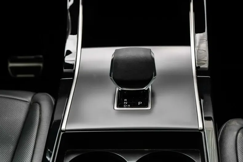 Land Rover Range Rover Evoque din 2024 cu 10.500 km - oferta LAN112176 - foto 11