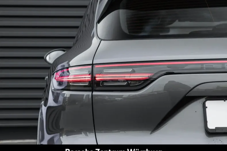 Porsche Cayenne din 2022 cu 61.900 km - oferta POR112177 - foto 8