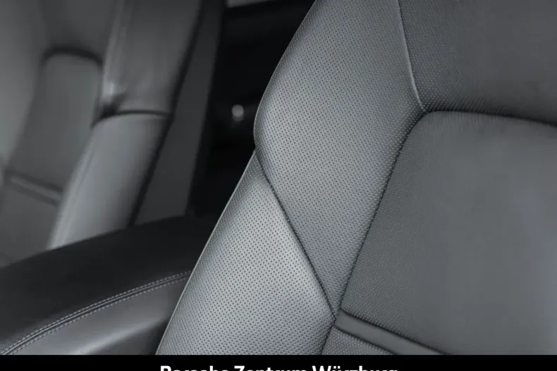 Porsche Cayenne din 2022 cu 61.900 km - oferta POR112177 - foto 33