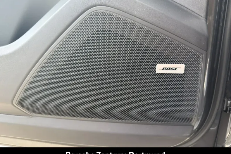 Porsche Cayenne din 2021 cu 22.182 km - oferta POR112182 - foto 24