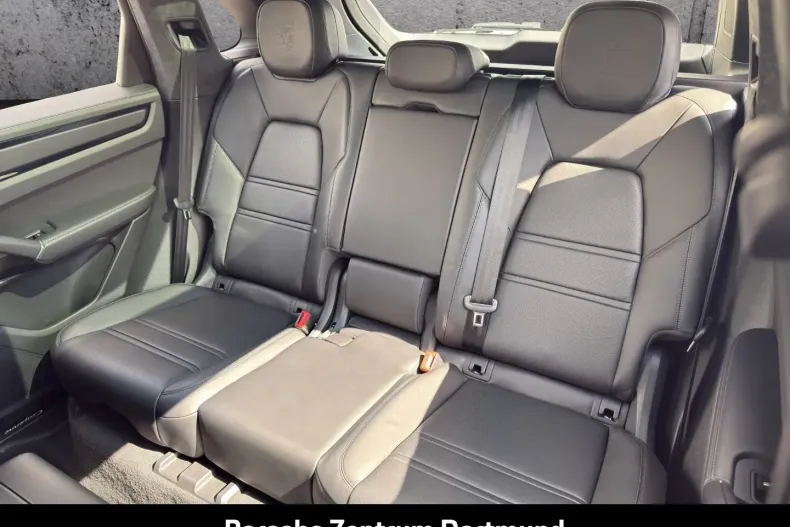 Porsche Cayenne din 2021 cu 22.182 km - oferta POR112182 - foto 25