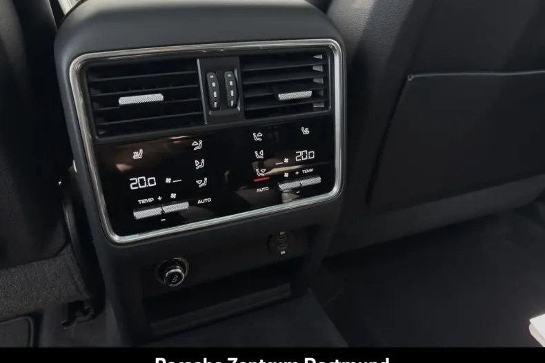 Porsche Cayenne din 2021 cu 22.182 km - oferta POR112182 - foto 27