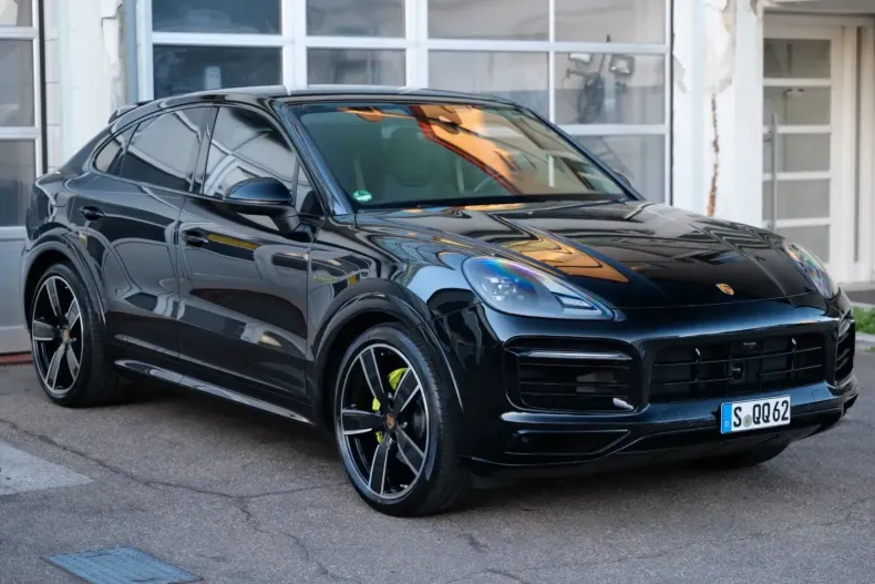 Porsche Cayenne din 2022 cu 32.300 km - oferta POR112184 - foto 4