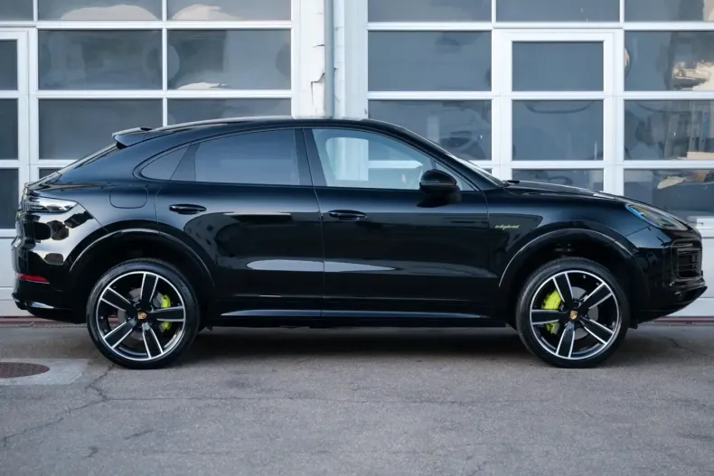 Porsche Cayenne din 2022 cu 32.300 km - oferta POR112184 - foto 9