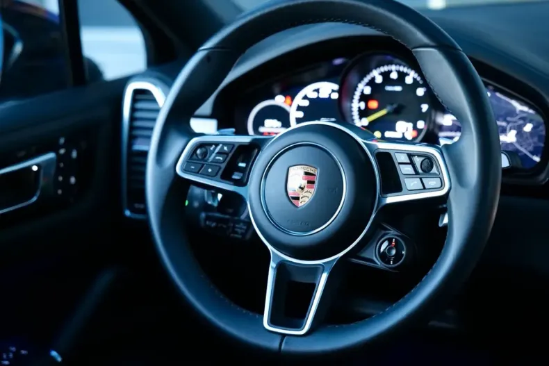 Porsche Cayenne din 2022 cu 32.300 km - oferta POR112184 - foto 17