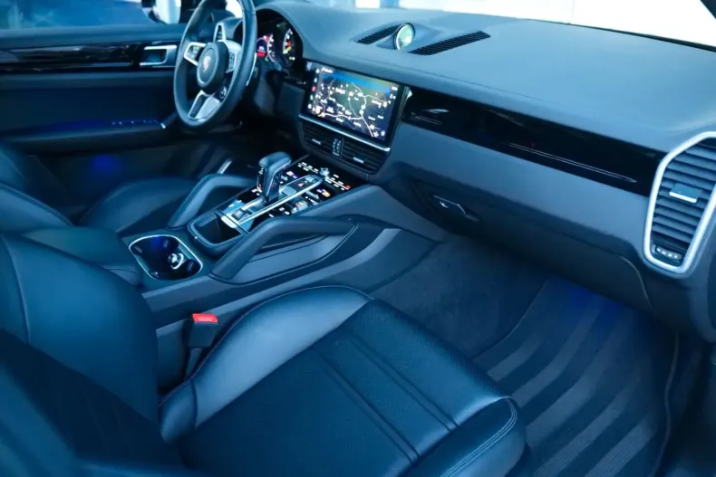 Porsche Cayenne din 2022 cu 32.300 km - oferta POR112184 - foto 20