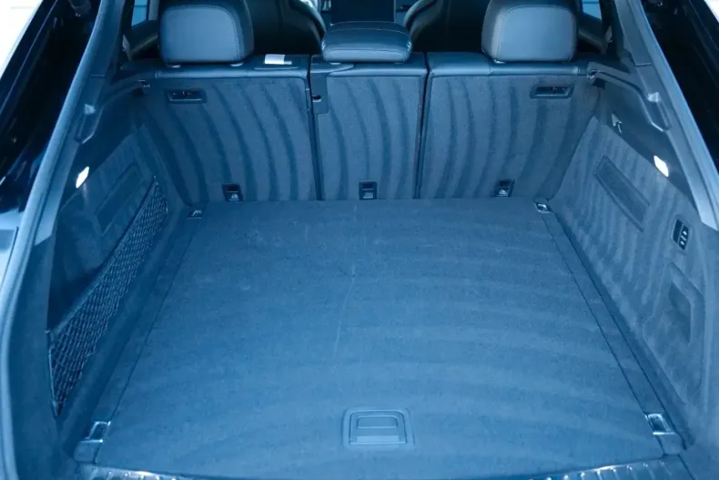 Porsche Cayenne din 2022 cu 32.300 km - oferta POR112184 - foto 34