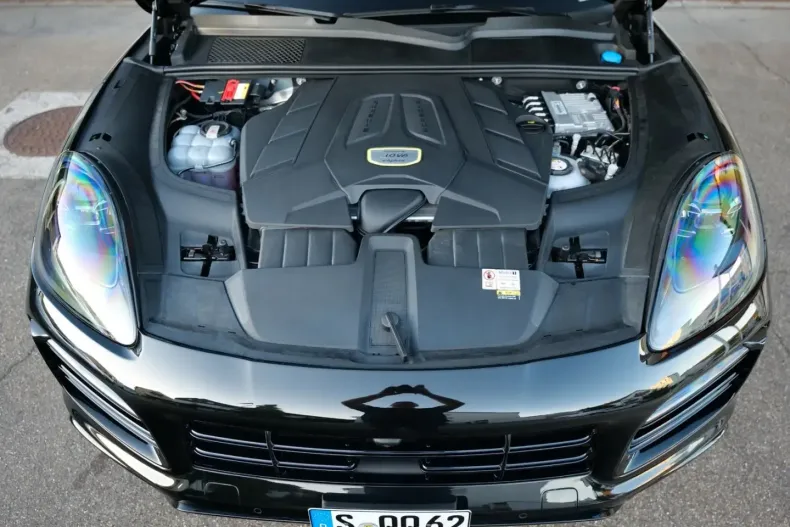 Porsche Cayenne din 2022 cu 32.300 km - oferta POR112184 - foto 35