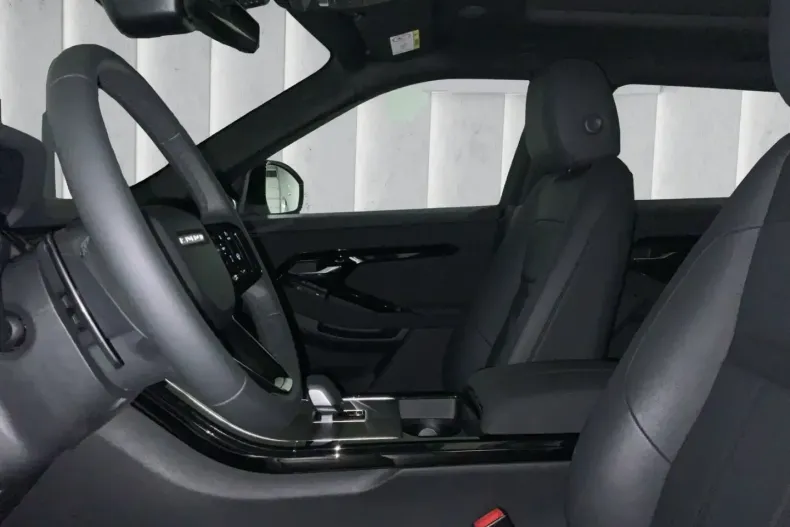 Land Rover Range Rover Evoque din 2024 cu 18.315 km - oferta LAN112190 - foto 11