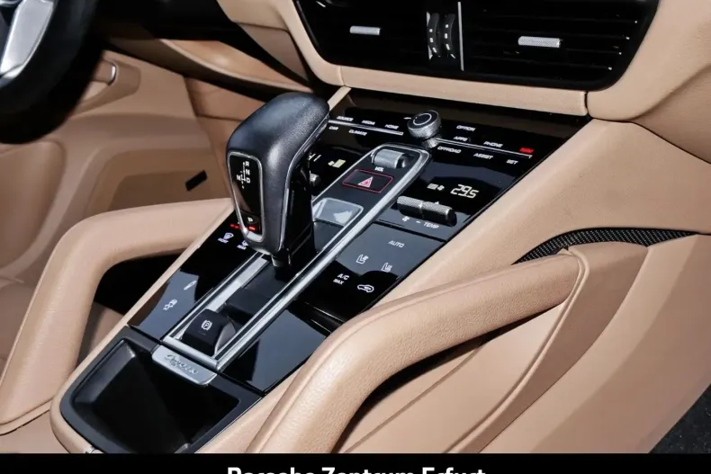 Porsche Cayenne din 2021 cu 54.850 km - oferta POR112198 - foto 13