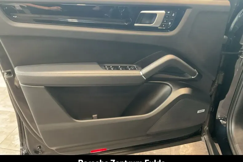 Porsche Cayenne din 2021 cu 43.500 km - oferta POR112203 - foto 22