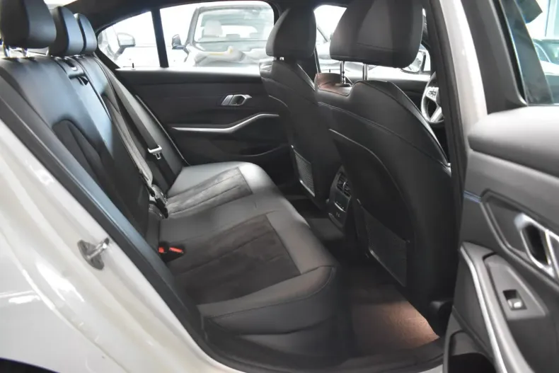 BMW 320 din 2023 cu 93.500 km - oferta BMW112219 - foto 6