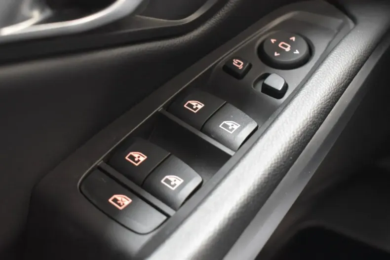 BMW 320 din 2023 cu 93.500 km - oferta BMW112219 - foto 13