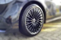 Mercedes-Benz E 300 din 2024 cu 17.226 km - oferta MER112224 - foto 4